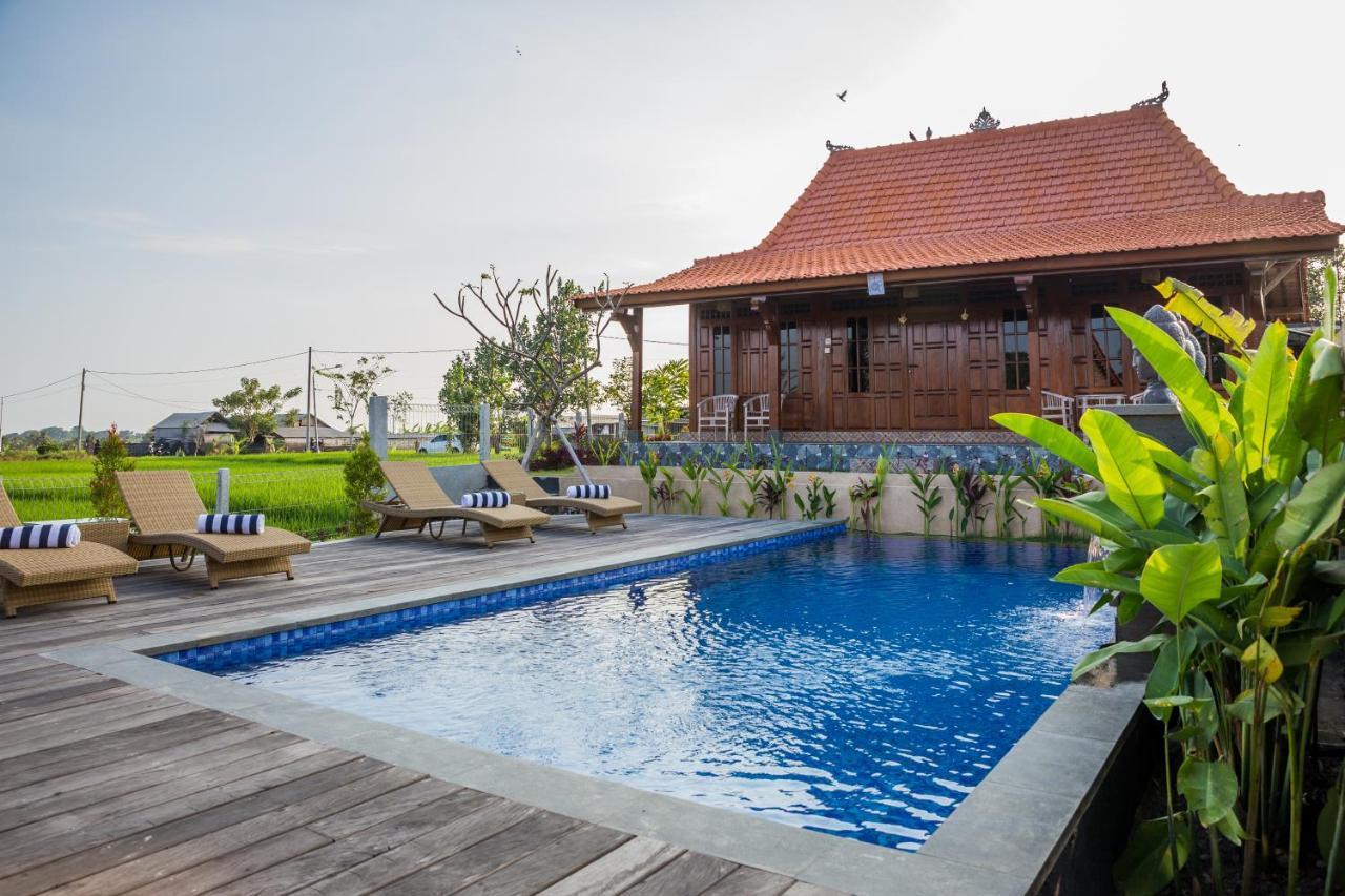 Victory Munggu Hotel Canggu  Exterior photo